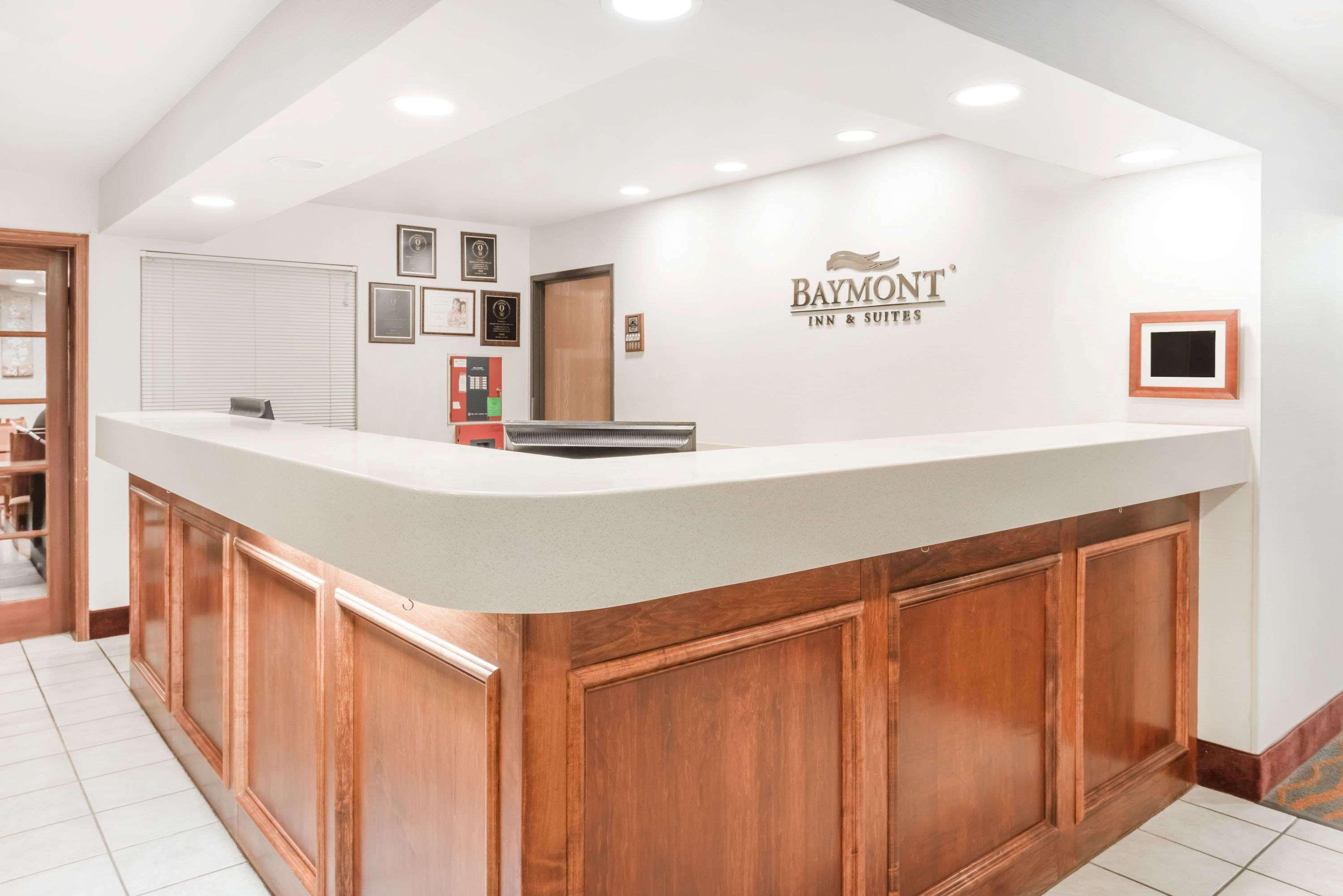 Hotel Baymont By Wyndham
