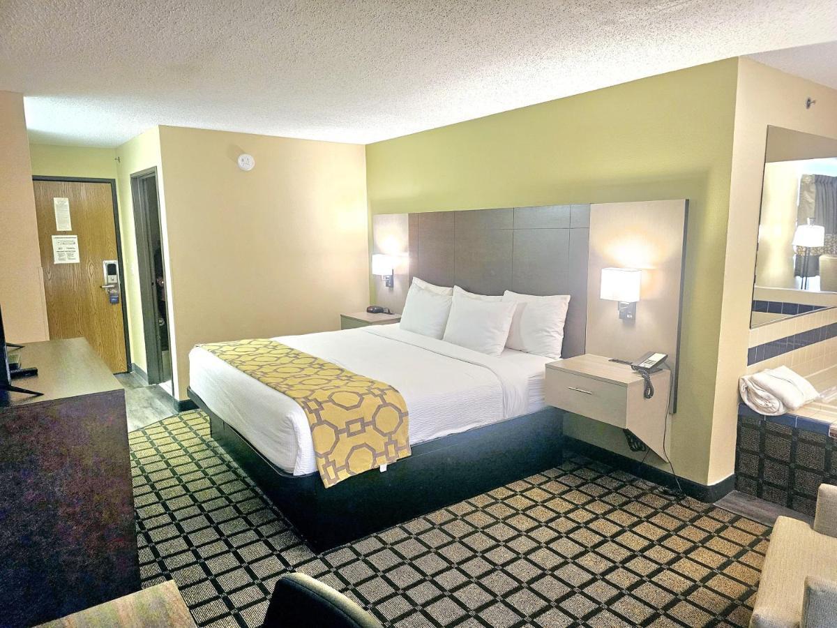 Baymont By Wyndham Hotel