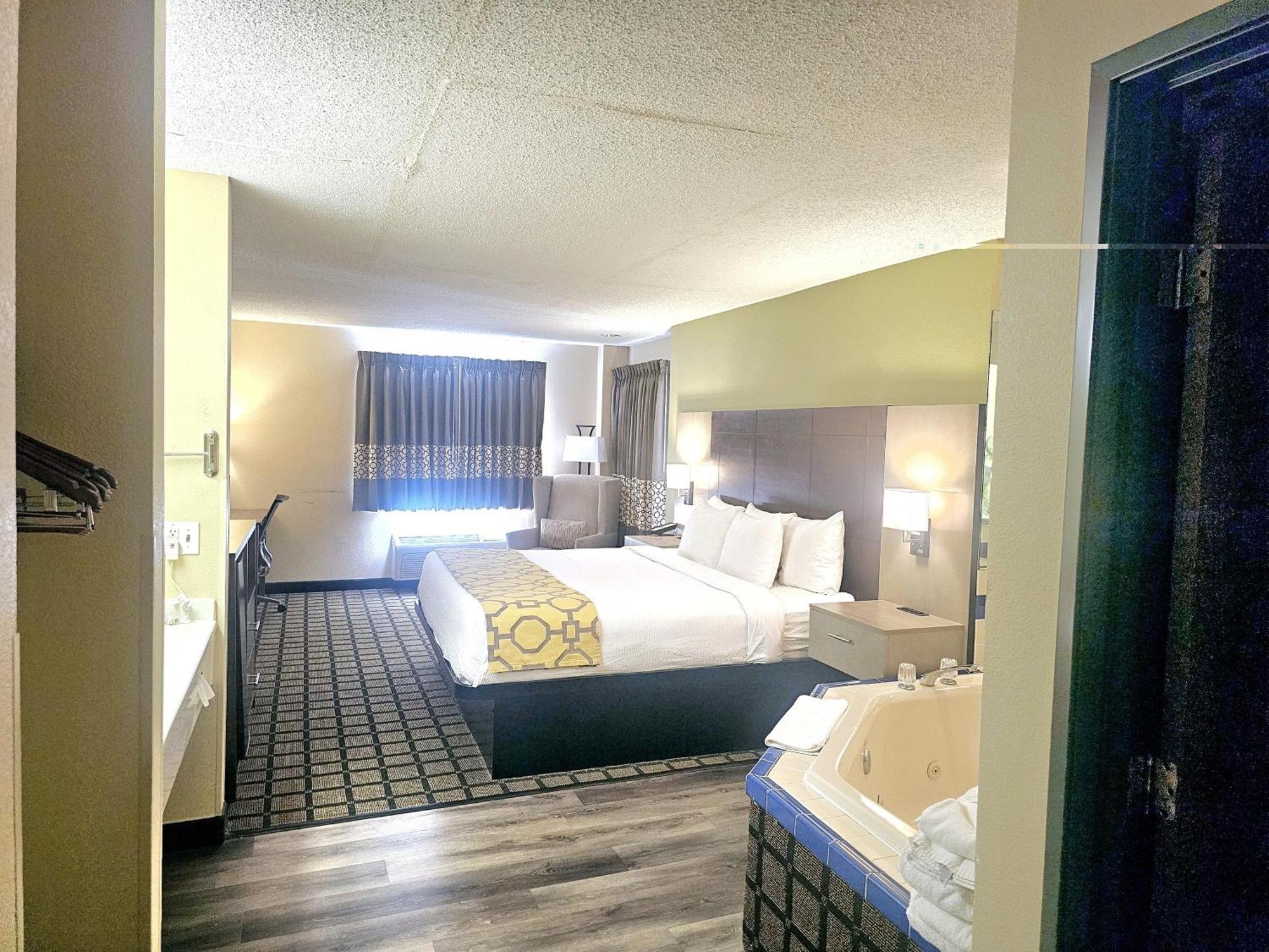 Hotel Baymont By Wyndham