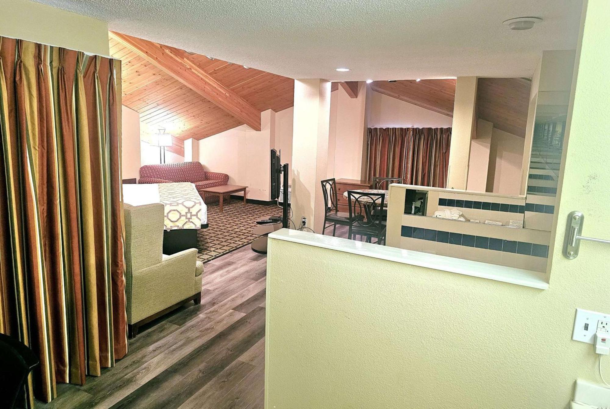 Baymont By Wyndham Hotel Rolla